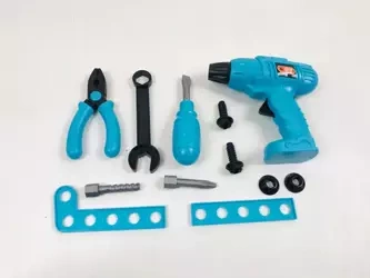 Skrzynka z narzędziami dla małego majstra